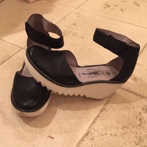 Fly London closed toe wedge